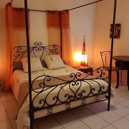 Chambres D'hotes Chez Mariebel Apartment